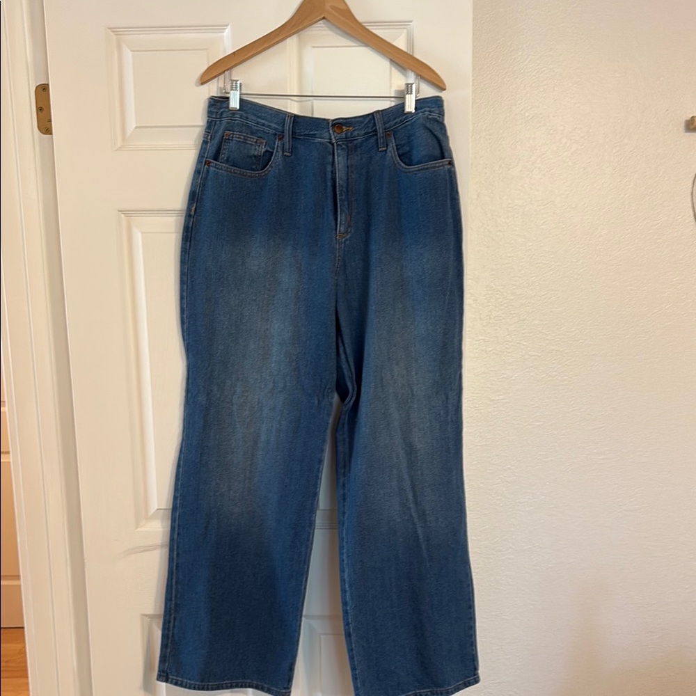 Universal Thread Women's Straight Leg Jeans - Deep Blue